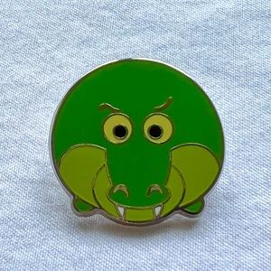 ✨ 2/$24 or 3/$30✨ Disney Peter Pan Tick Tock the Crocodile Tsum Tsum Pin